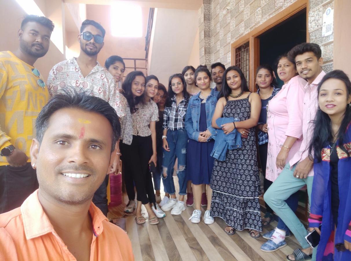 Lohit Homestay Hampi Esterno foto